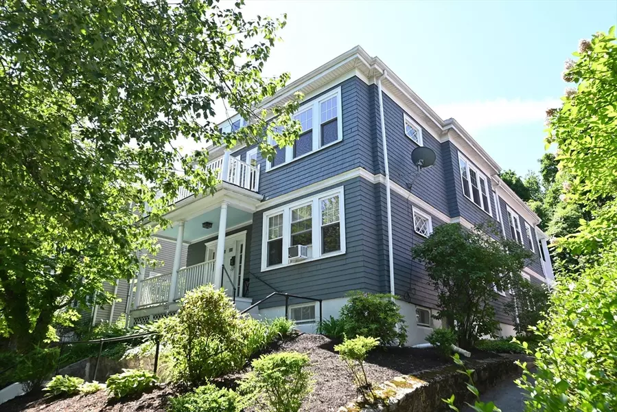 226 Winchester St. #2, Brookline, MA 02446