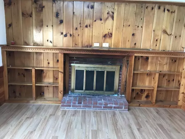 Yarmouth, MA 02673,15 Mayflower Road