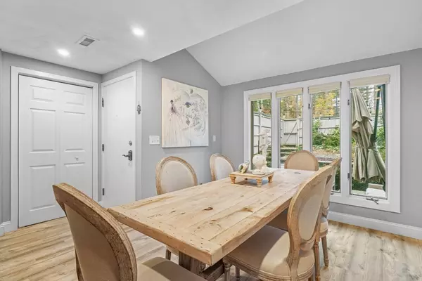 North Andover, MA 01845,115 Mill Pond #115