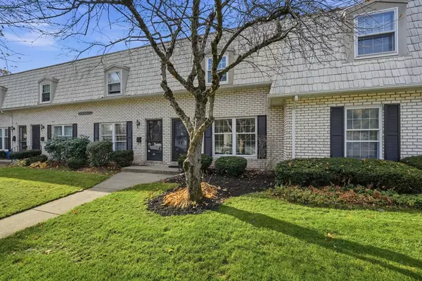 Agawam, MA 01001,46 Plantation Dr #46