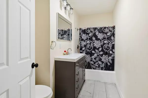 Springfield, MA 01109,28-30 Nelson Ave