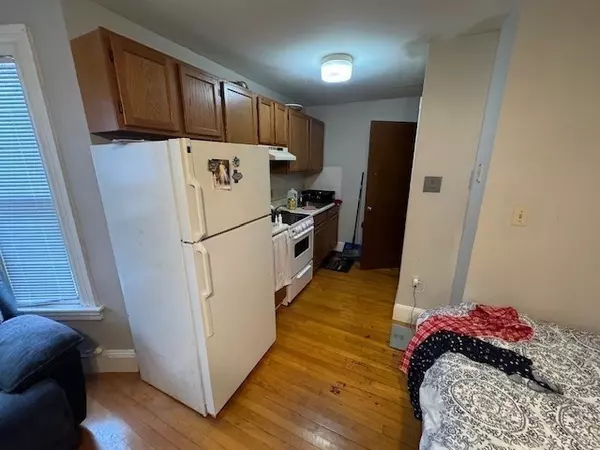 Woburn, MA 01801,57 Pleasant St #5