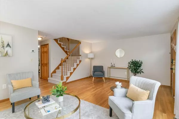 Tewksbury, MA 01876,78 Merrimack Meadows Ln #78