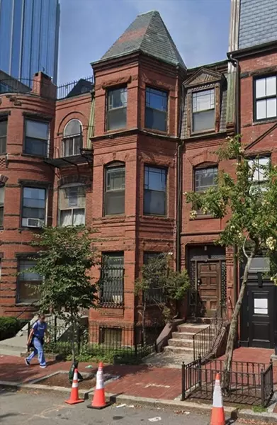 257 W Newton St, Boston, MA 02116