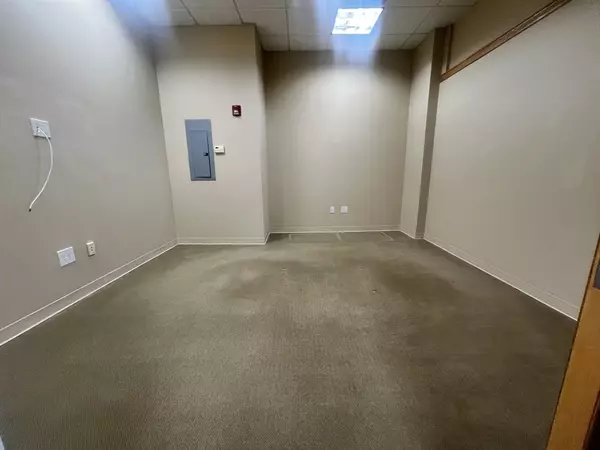 Norwood, MA 02062,117 Central St