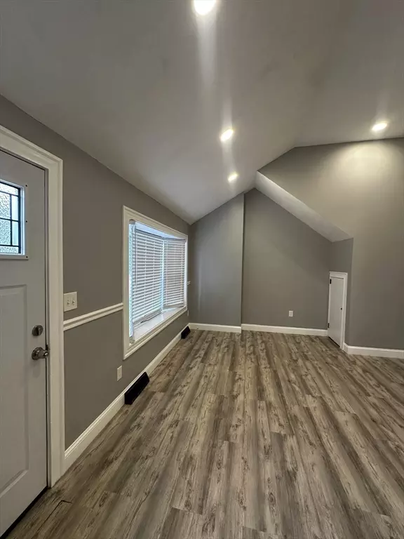 Brockton, MA 02301,215 Belmont Ave #1