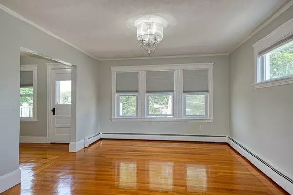 Watertown, MA 02472,68 Green Street #68