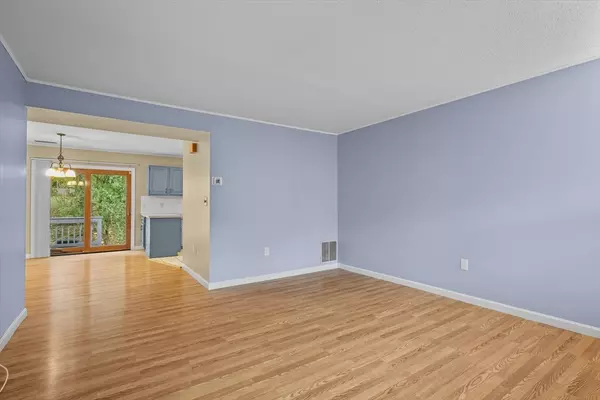 Haverhill, MA 01832,61 Kathy Dr #61