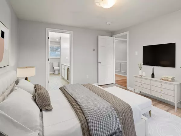 Princeton, MA 01541,281 Brooks Station Road #1