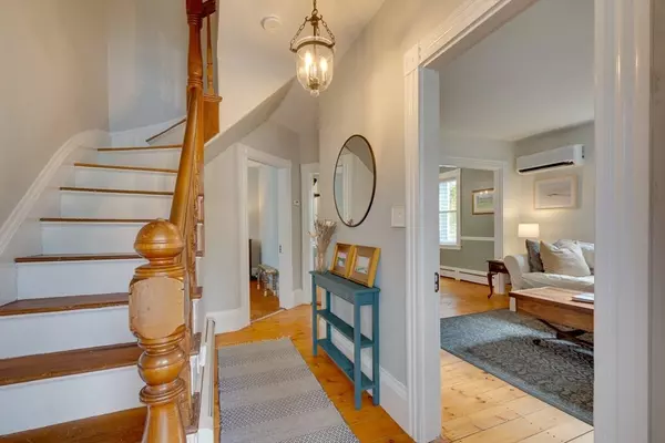 Reading, MA 01867,10 Eaton Street