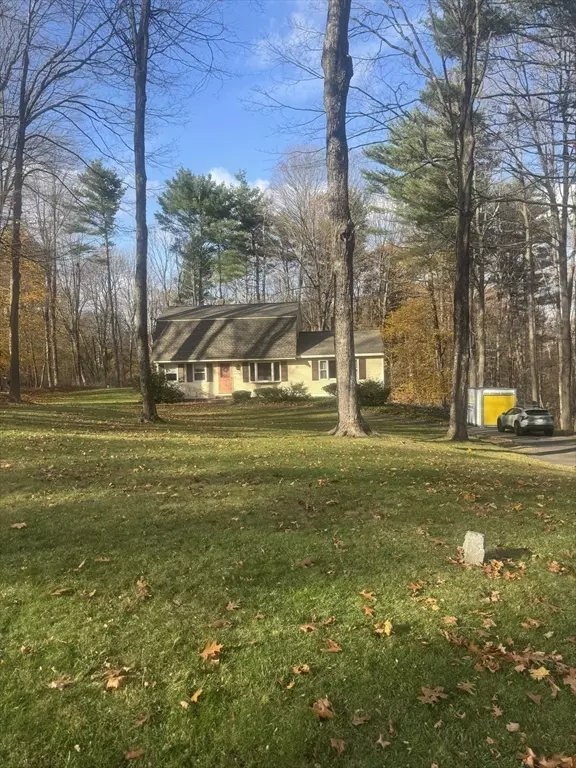 Georgetown, MA 01833,11 Canterbury Drive