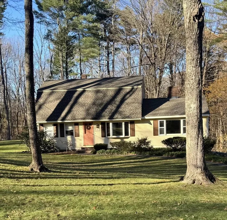 Georgetown, MA 01833,11 Canterbury Drive