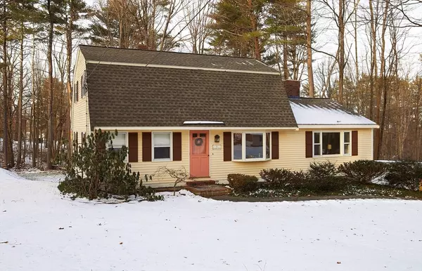 11 Canterbury Drive, Georgetown, MA 01833
