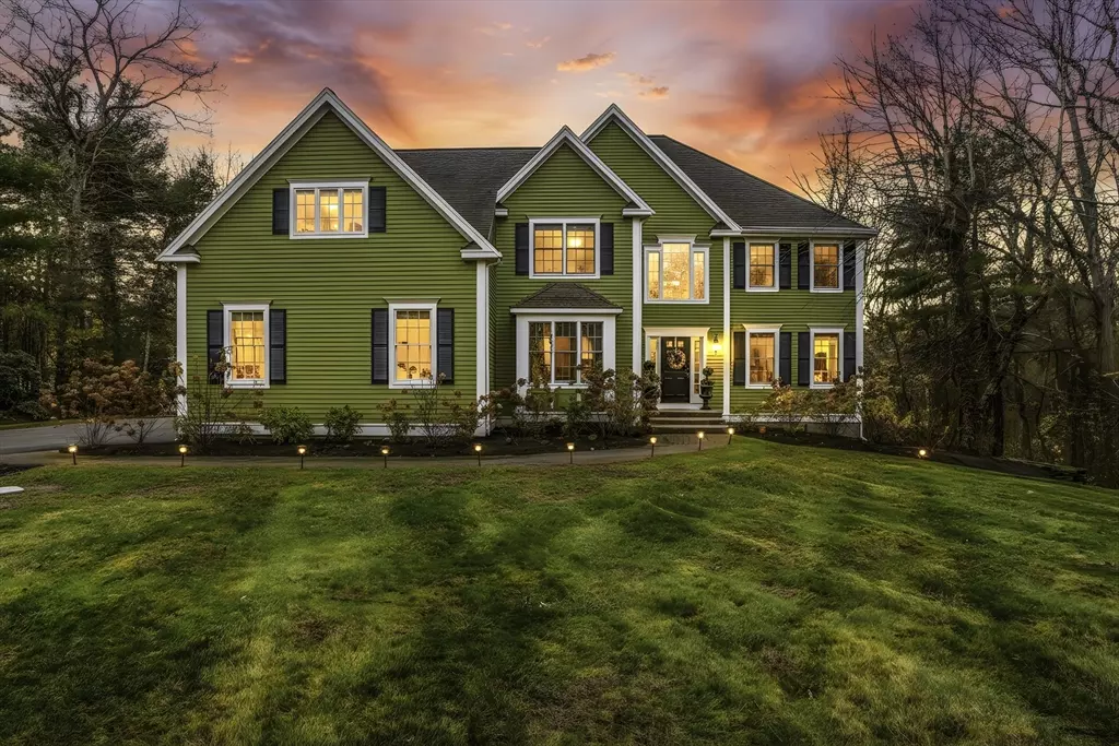 Mendon, MA 01756,20 Thayer Rd