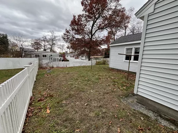 Lowell, MA 01850,94 Fleming St