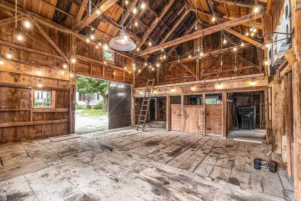 Hanover, MA 02339,186 Elm Street