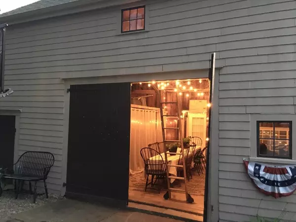 Hanover, MA 02339,186 Elm Street