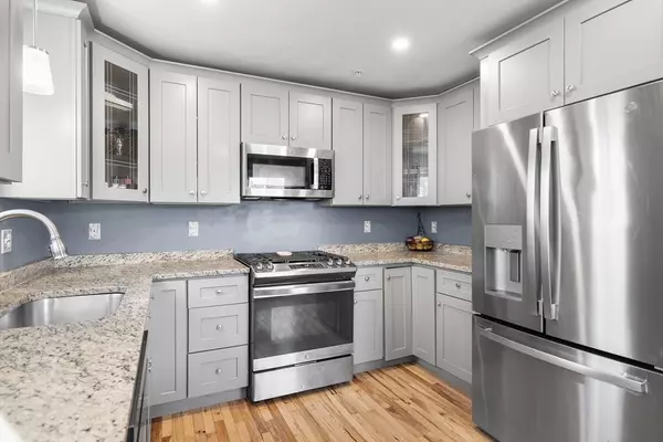 Tewksbury, MA 01876,1563 Andover St #18