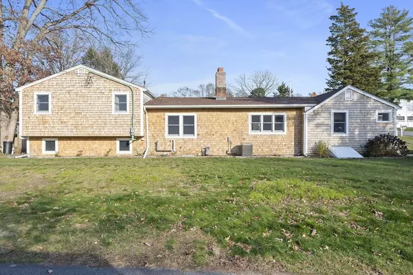 Scituate, MA 02066,32 Fairview Ave