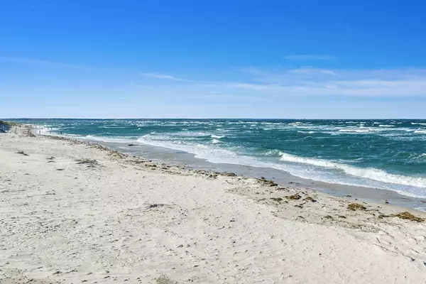 Dennis, MA 02638,94 Horsefoot Path