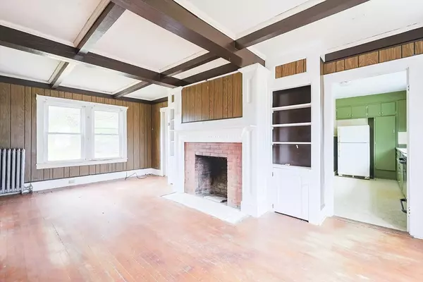 West Brookfield, MA 01585,71 W Main St