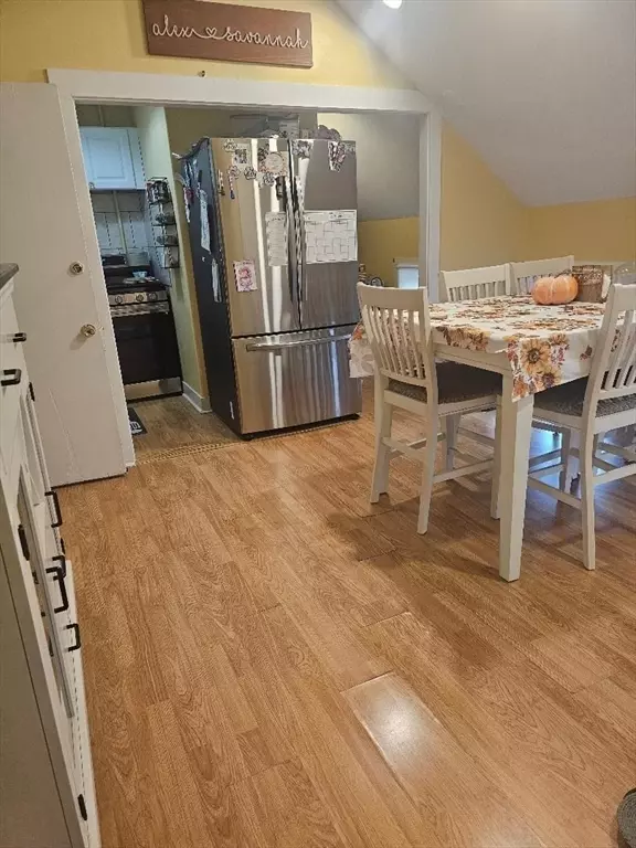 Fall River, MA 02720,269 Stetson Street #3