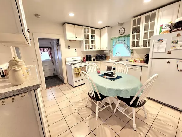 Quincy, MA 02169,10 Alton Road #10