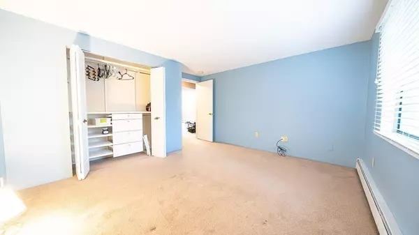 Lowell, MA 01854,2200 Skyline Dr #5