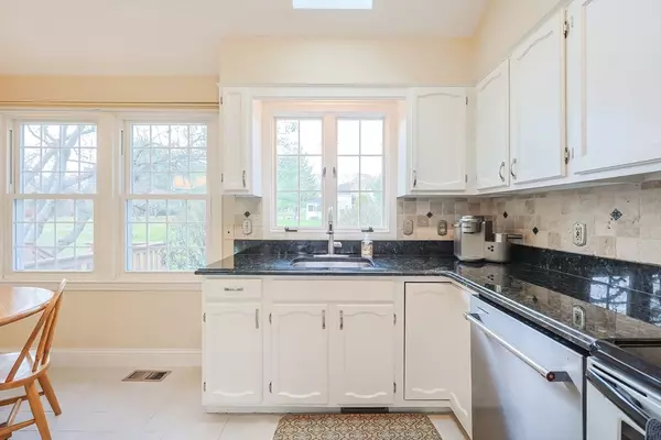 Shrewsbury, MA 01545,24 Harrington Farms Way #24