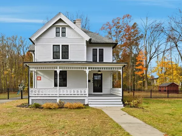 260 Longmeadow St, Longmeadow, MA 01106