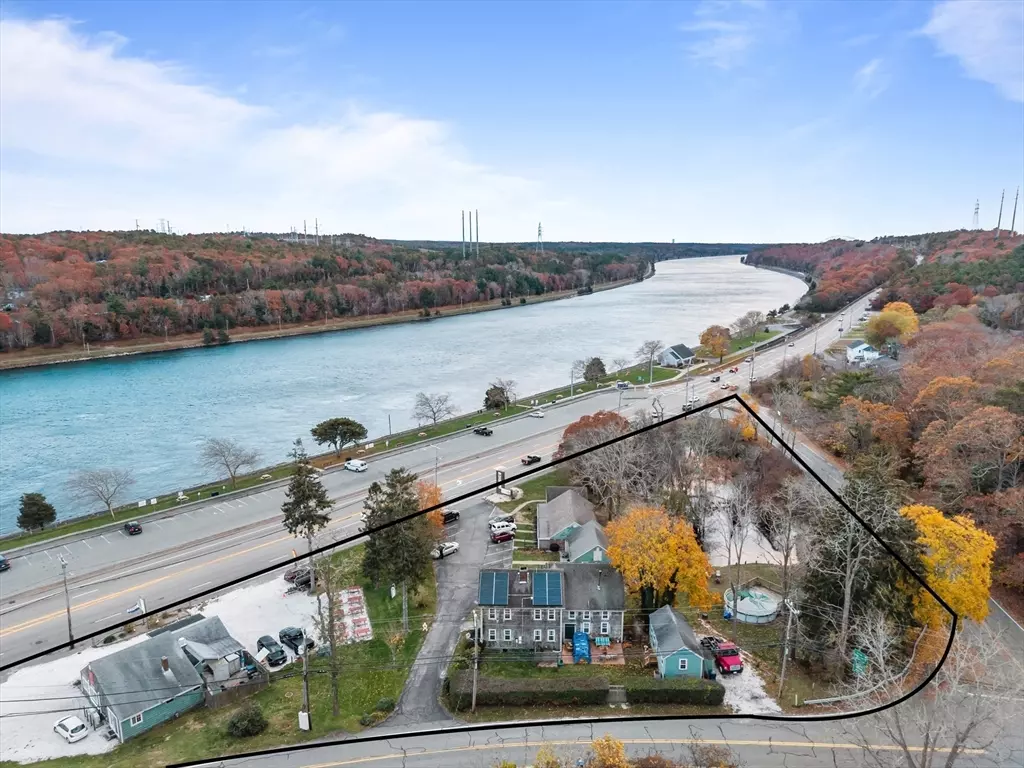 Bourne, MA 02532,854 Scenic Highway