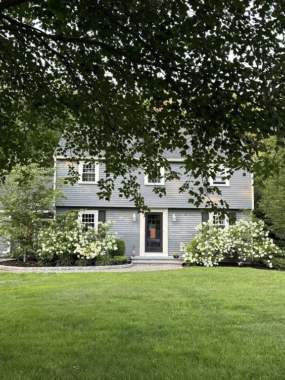 4 Puritan Rd, Wenham, MA 01984