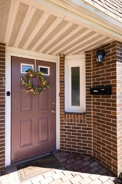 90 Brightwood Ave #B, Worcester, MA 01604