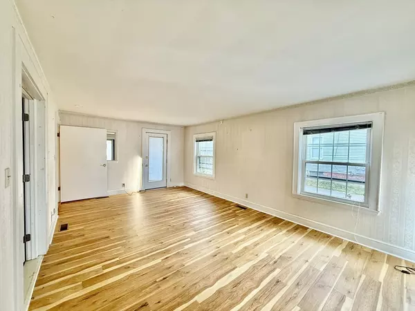 Brockton, MA 02302,23 Gardner Ave #1