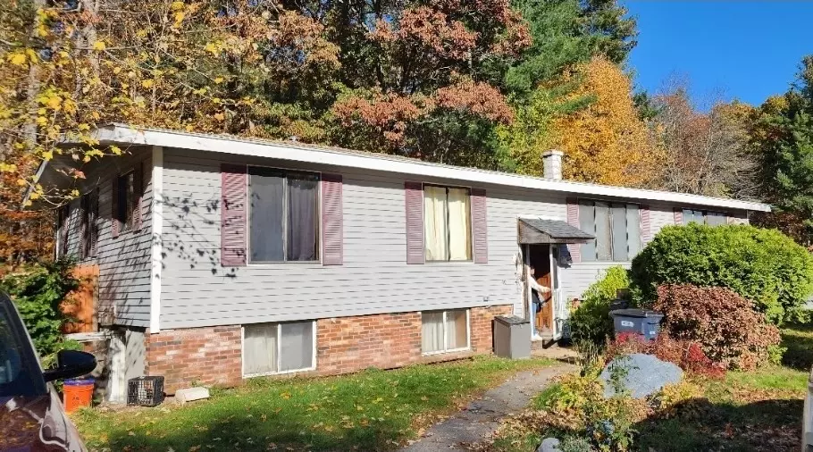 Holden, MA 01522,40 Jackson St