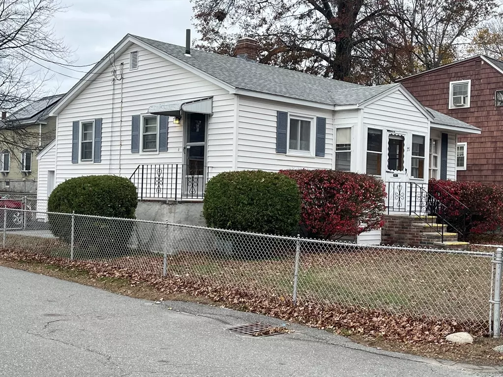 Lowell, MA 01851,27 Joyce Avenue