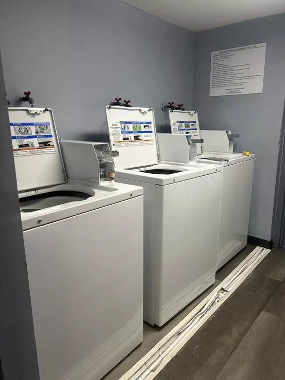 Brockton, MA 02302,35 Longworth Ave #17