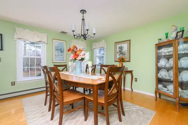 Rockland, MA 02370,14 Daniel Teague Dr.