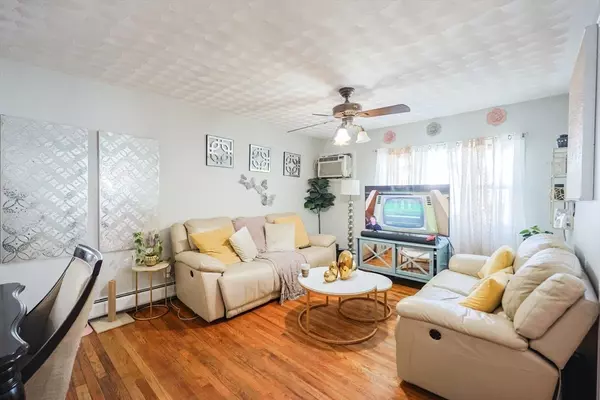 Fall River, MA 02720,104 Oak St