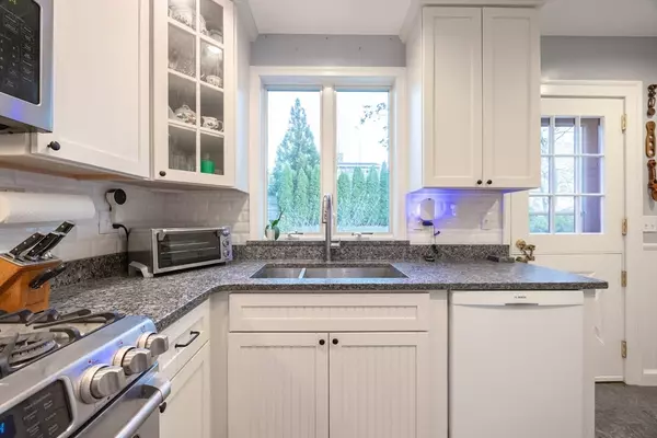 Swampscott, MA 01907,51 Barnstable St