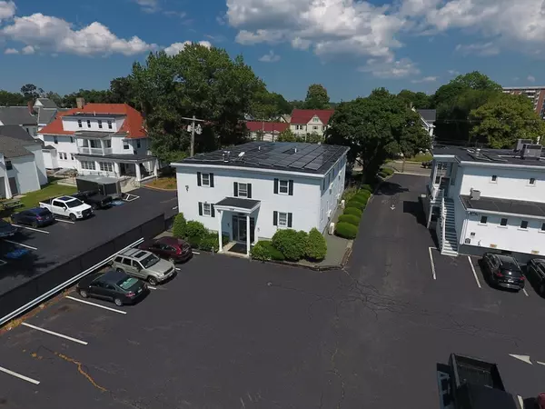 Brockton, MA 02301,1329 Main #11