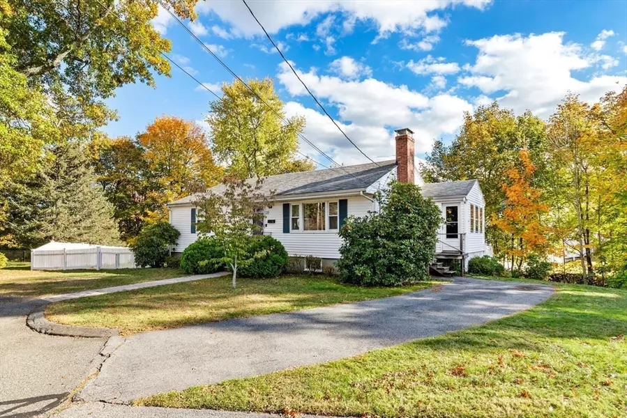 22 Wayland Rd, Wakefield, MA 01880