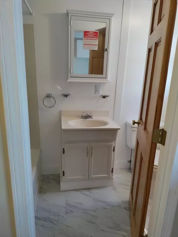 Marlborough, MA 01752,143 Chestnut St #1