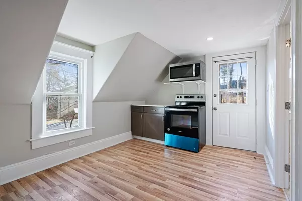 Weymouth, MA 02190,50 Hollis