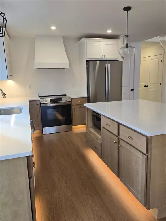 Winchendon, MA 01475,71 Woodlawn Street