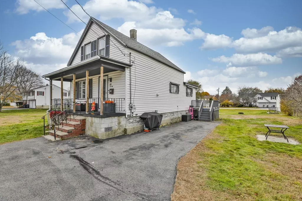 Methuen, MA 01844,61 Thornton Avenue