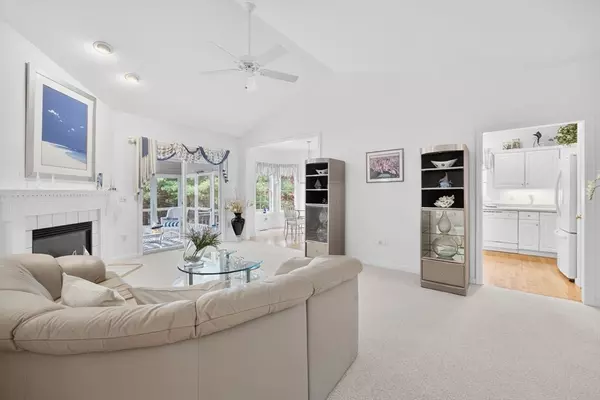 Plymouth, MA 02360,25 Fox Hollow