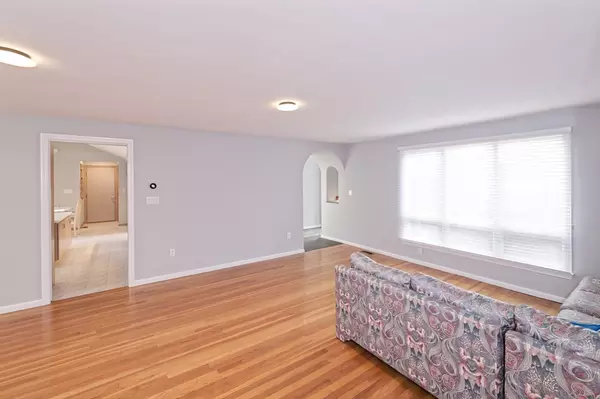 Framingham, MA 01701,1 Brookvale Rd