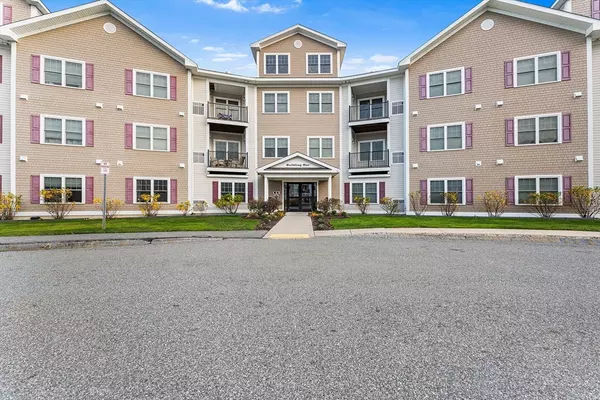 360 Andover St #1310, Danvers, MA 01923