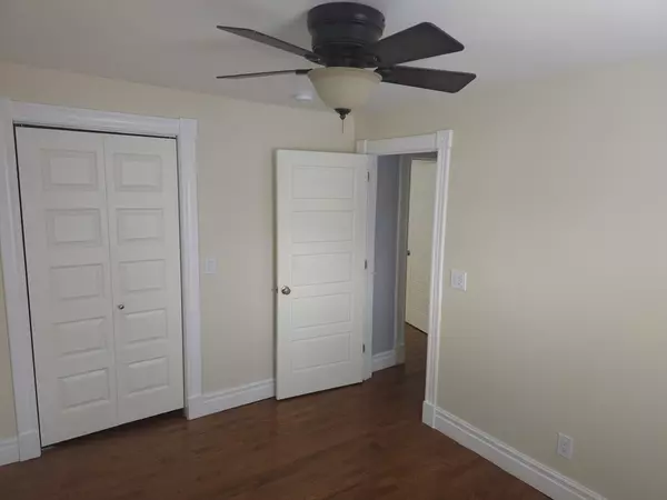 Springfield, MA 01109,531 Berkshire Ave #2